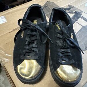 Puma Suede Platform (Women’s Size 8.5) Athletic Sneaker Shoe Black Gold